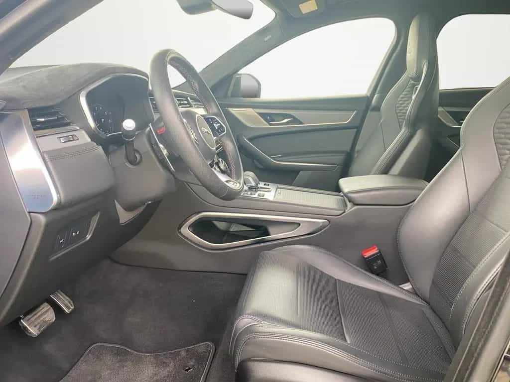 Jaguar F-Pace / P550 SVR ACC+AHK+LED+Navi+SD+SHZ+360+LM 05/2022-photo-6