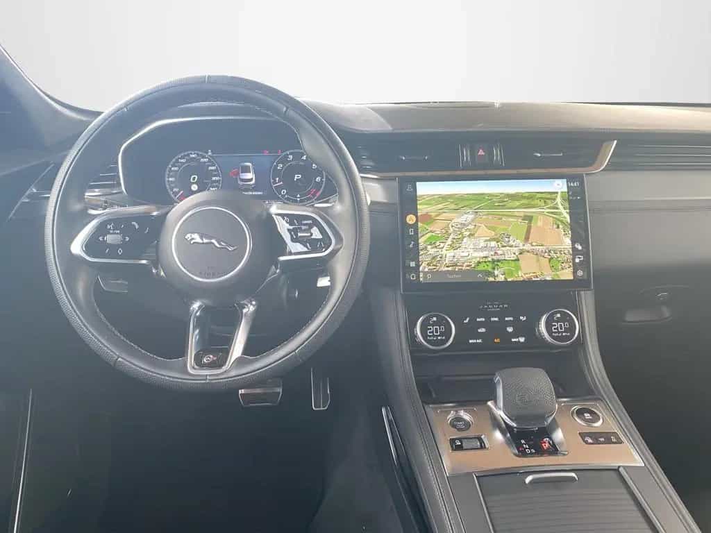 Jaguar F-Pace / P550 SVR ACC+AHK+LED+Navi+SD+SHZ+360+LM 05/2022-photo-7