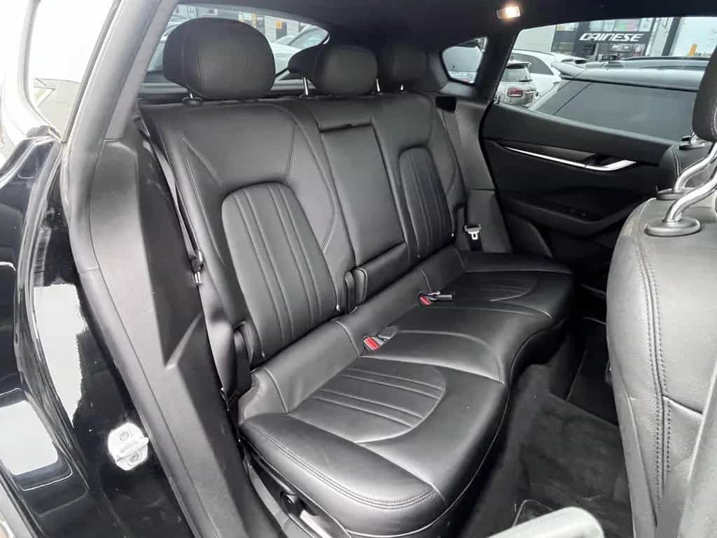 Maserati Levante SQ4 DIESEL 3.0 4WD/ 21°/ SCHIEBEDACH/ 12/2020-photo-27