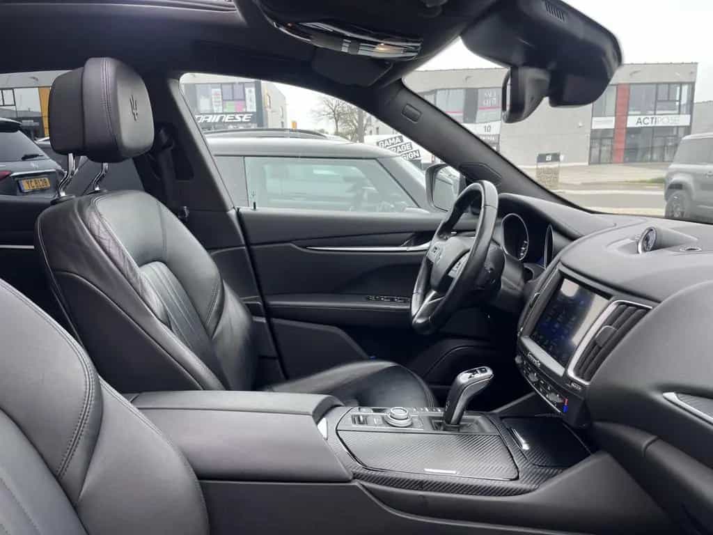 Maserati Levante SQ4 DIESEL 3.0 4WD/ 21°/ SCHIEBEDACH/ 12/2020-photo-28