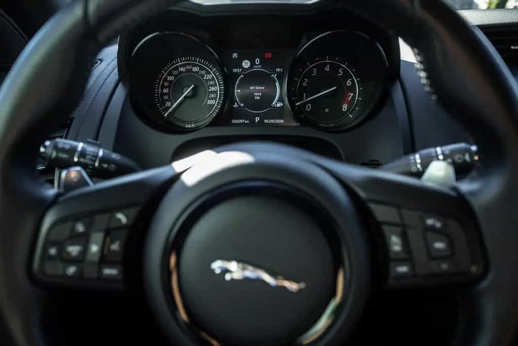 Jaguar F-Type 3.0 L V6 RWD Kompressor Automatik 07/2019-photo-17