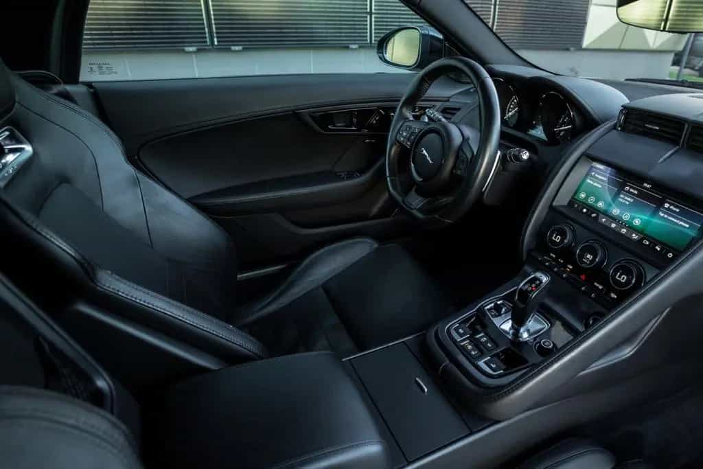 Jaguar F-Type 3.0 L V6 RWD Kompressor Automatik 07/2019-photo-40