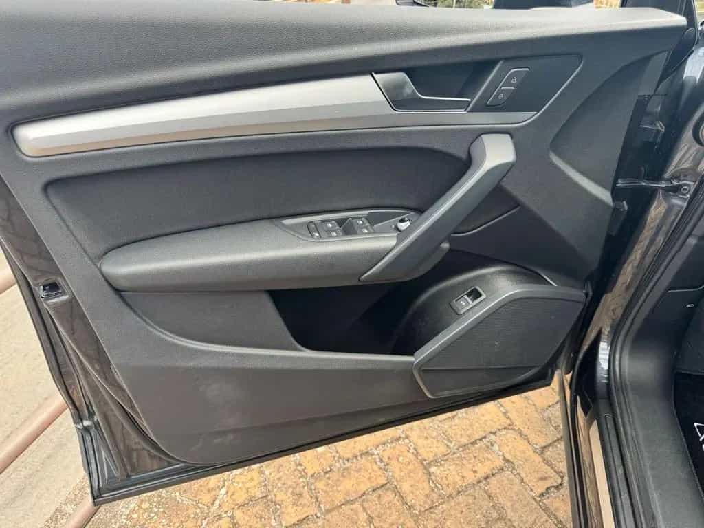 Audi Q5 35 TDI quattro S tronic 06/2020-photo-5