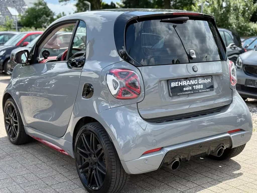 Smart ForTwo BRABUS*PANORAMA*JBL*KAMERA*TAILOR-MADE* 10/2017-photo-33