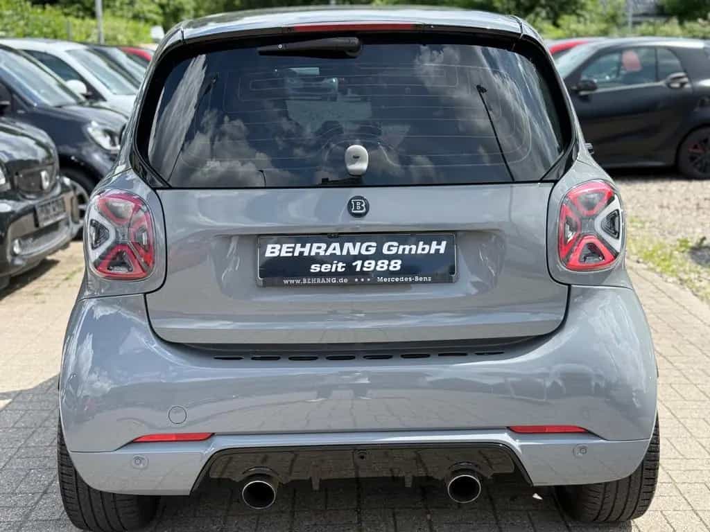 Smart ForTwo BRABUS*PANORAMA*JBL*KAMERA*TAILOR-MADE* 10/2017-photo-34