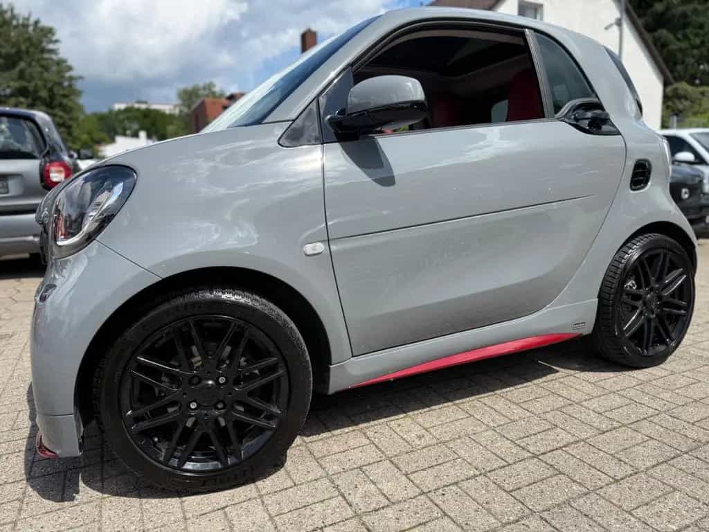 Smart ForTwo BRABUS*PANORAMA*JBL*KAMERA*TAILOR-MADE* 10/2017-photo-44