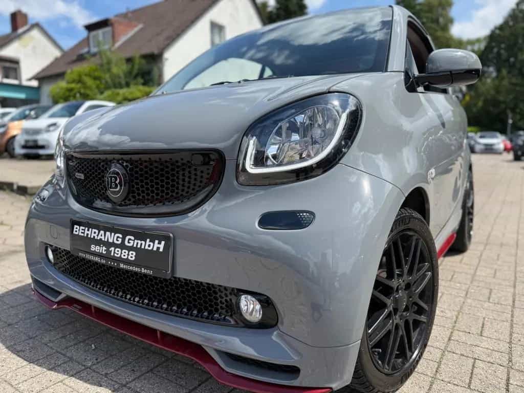 Smart ForTwo BRABUS*PANORAMA*JBL*KAMERA*TAILOR-MADE* 10/2017-photo-46