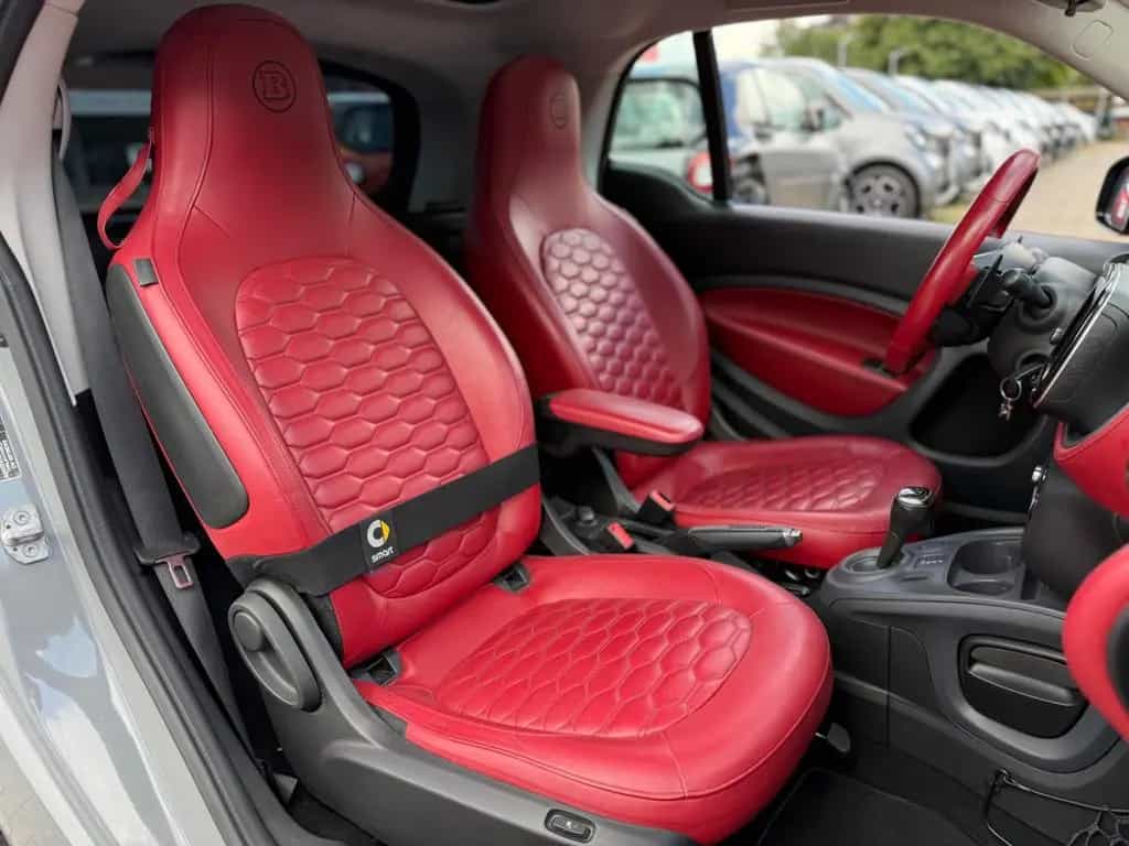 Smart ForTwo BRABUS*PANORAMA*JBL*KAMERA*TAILOR-MADE* 10/2017-photo-7
