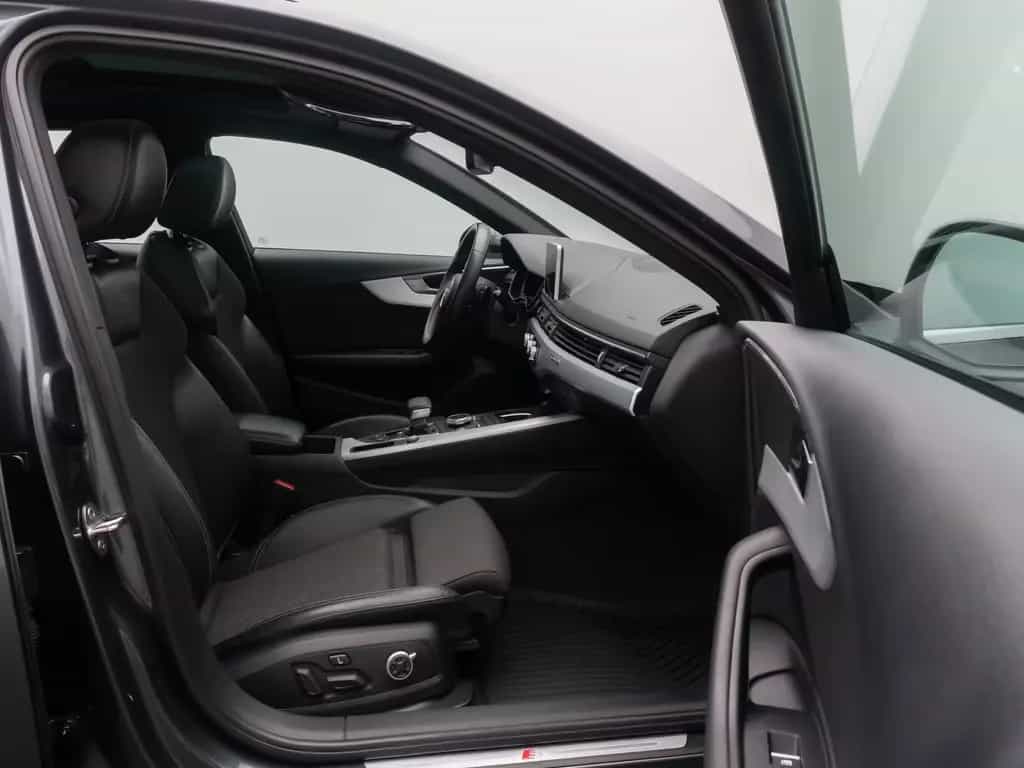 Audi A4 quattro SLine Kamera DAB Massage Panorama 18" 01/2019-photo-23