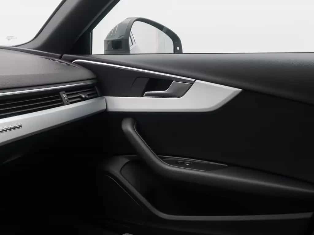 Audi A4 quattro SLine Kamera DAB Massage Panorama 18" 01/2019-photo-31