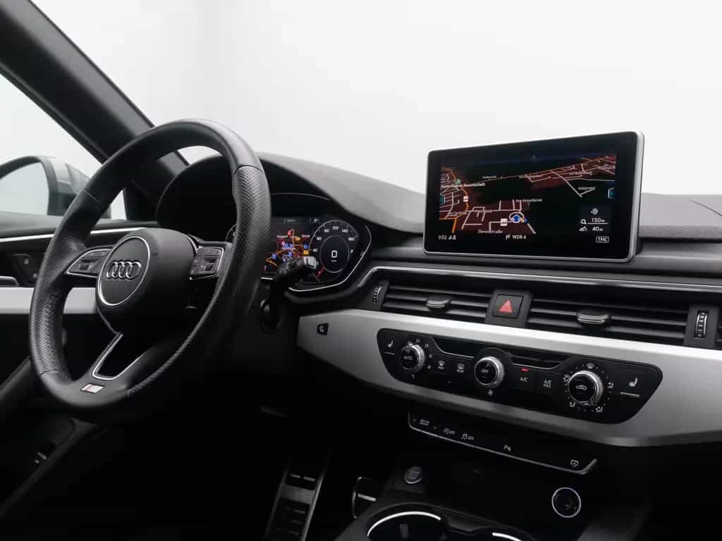 Audi A4 quattro SLine Kamera DAB Massage Panorama 18" 01/2019-photo-34