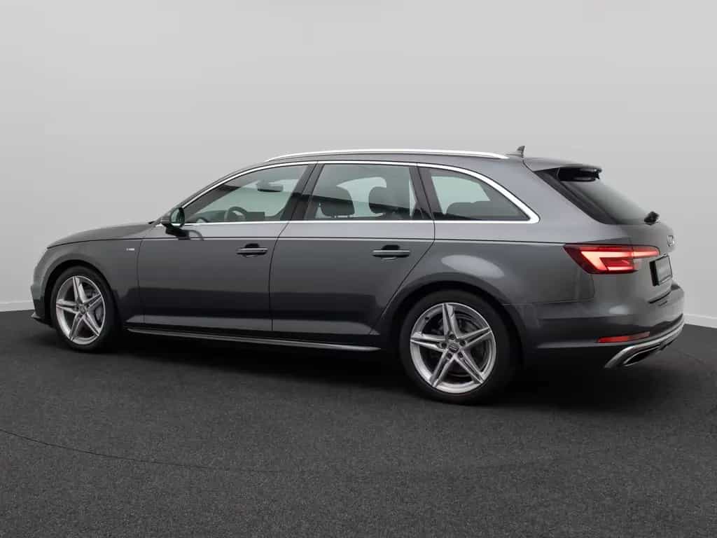 Audi A4 quattro SLine Kamera DAB Massage Panorama 18" 01/2019-photo-9
