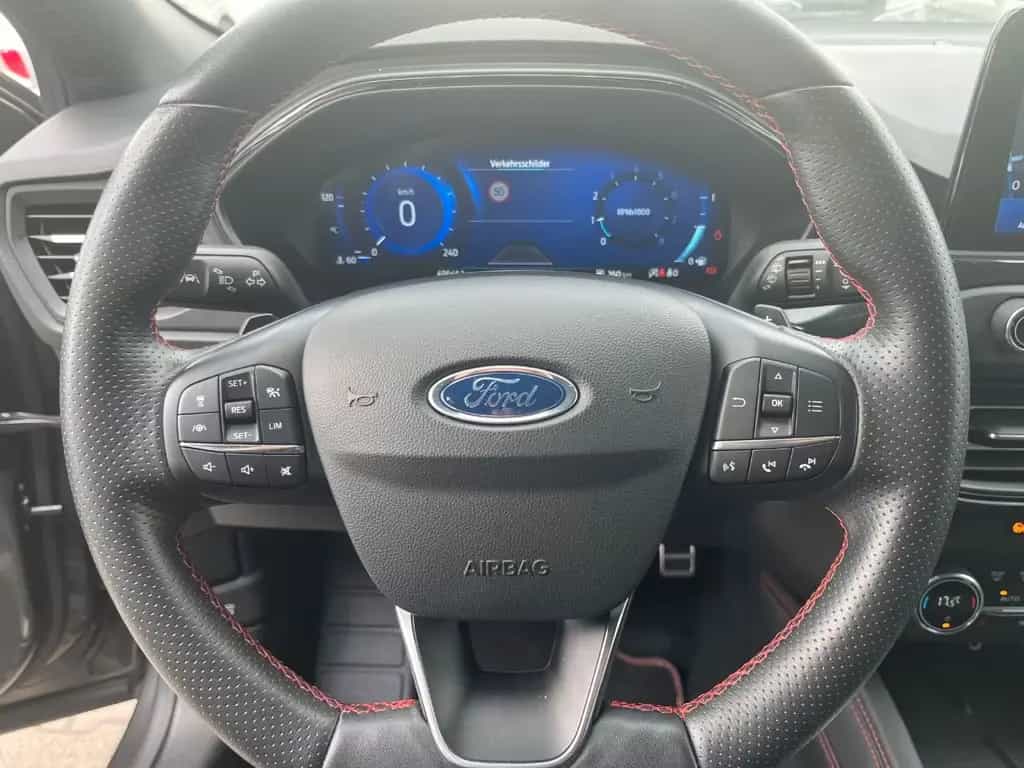 Ford Focus ST-LINE X LED+Navi+Winterpaket+Kamera 07/2020-photo-10