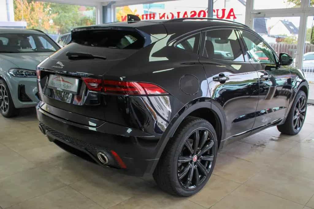 Jaguar E-Pace D150 AWD R-Dynamik Pano Kamera 2.Hd 08/2019-photo-6