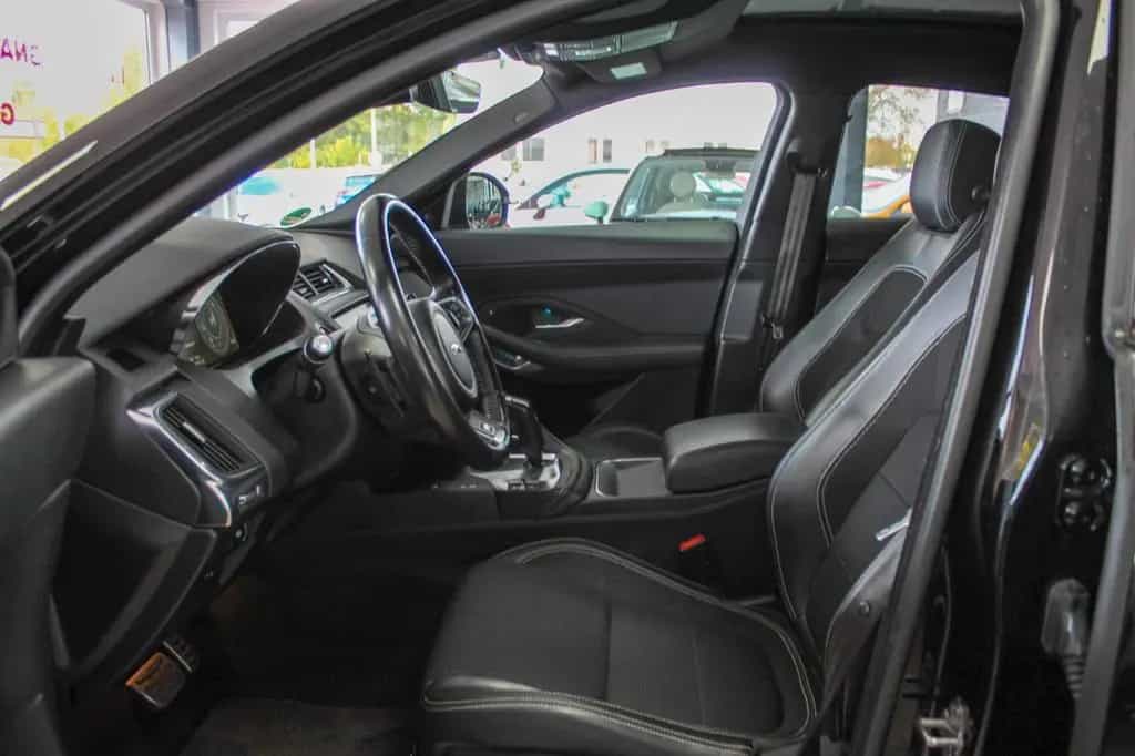 Jaguar E-Pace D150 AWD R-Dynamik Pano Kamera 2.Hd 08/2019-photo-8
