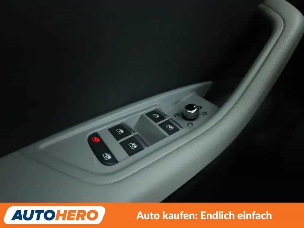 Audi A4 1.4 TFSI ACT  *NAVI*XENON*LIMITER*PDC*SHZ* 03/2018-photo-23