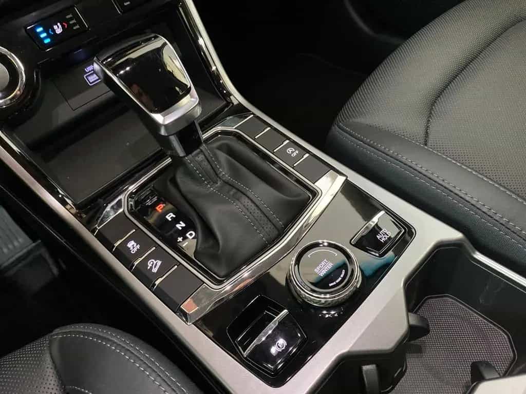 Ssangyong Korando Sapphire AT 2WD+Leder+LED+ACC+NAVI 01/2022-photo-23