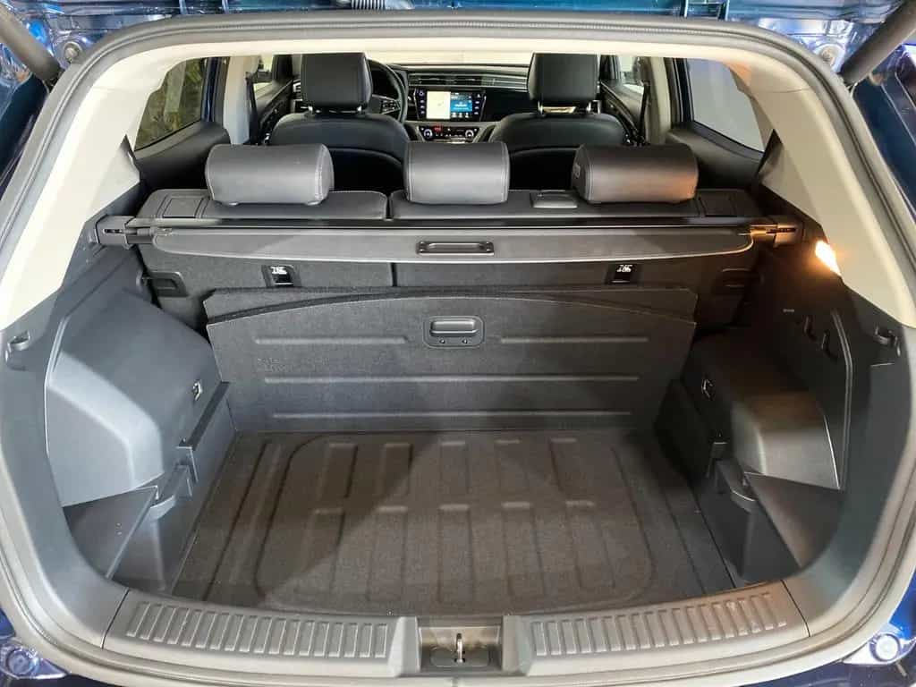 Ssangyong Korando Sapphire AT 2WD+Leder+LED+ACC+NAVI 01/2022-photo-37