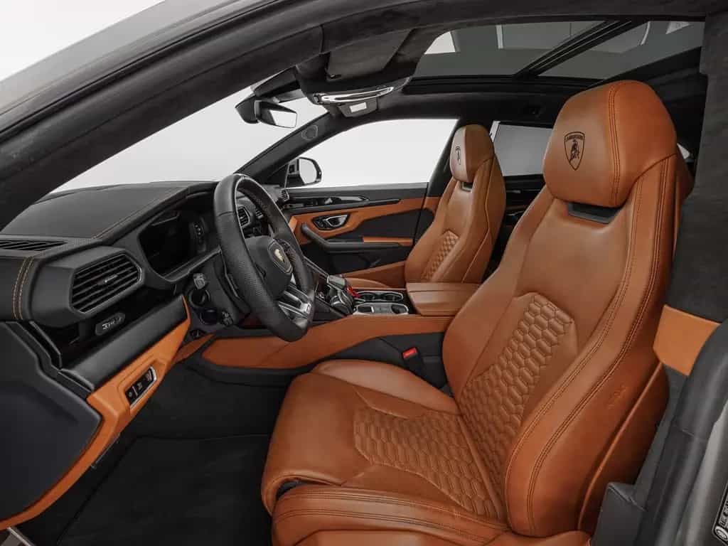 Lamborghini Urus 06/2022-photo-10