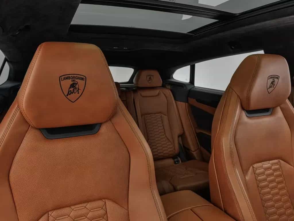 Lamborghini Urus 06/2022-photo-11