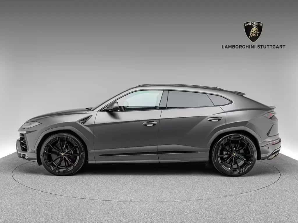 Lamborghini Urus 06/2022-photo-2