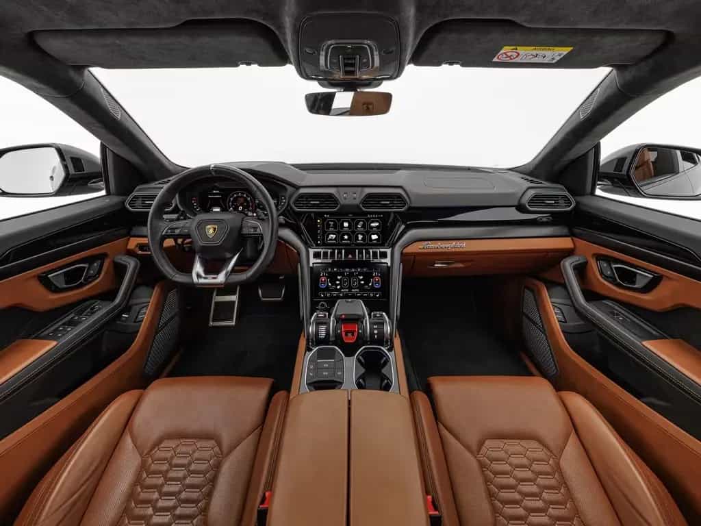 Lamborghini Urus 06/2022-photo-4