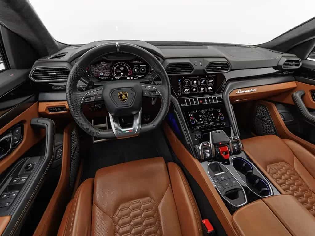 Lamborghini Urus 06/2022-photo-5
