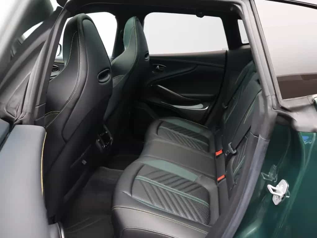 Aston Martin DBX 4.0 V8 DBX 707 01/2024-photo-13