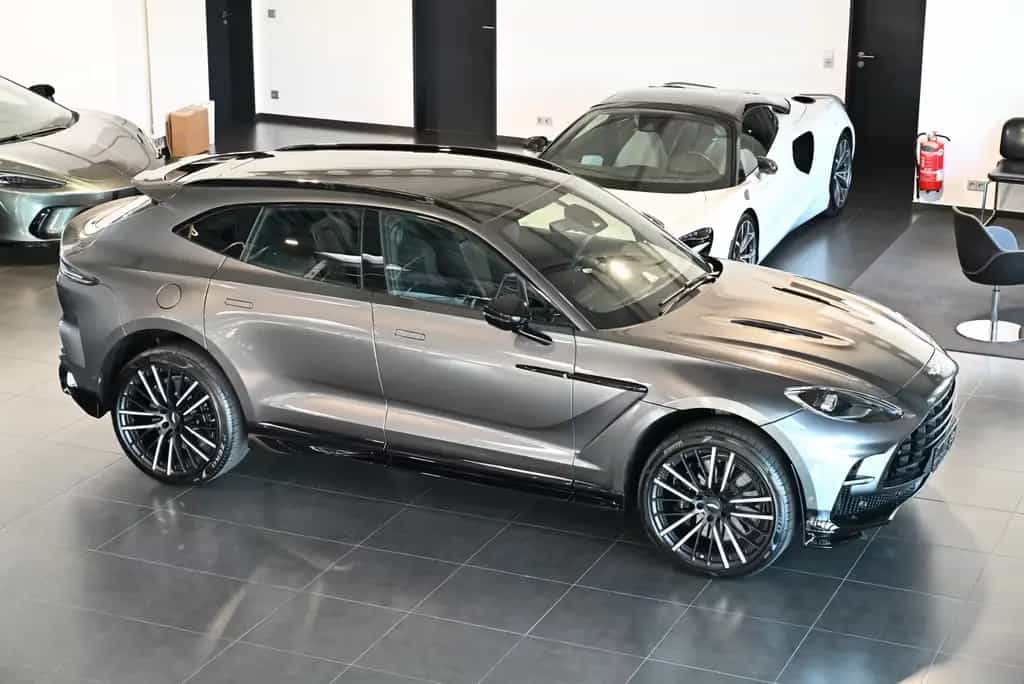 Aston Martin DBX 707/Magnetic Silver/Bowers&Wilkins/Garantie 06/2026-photo-1