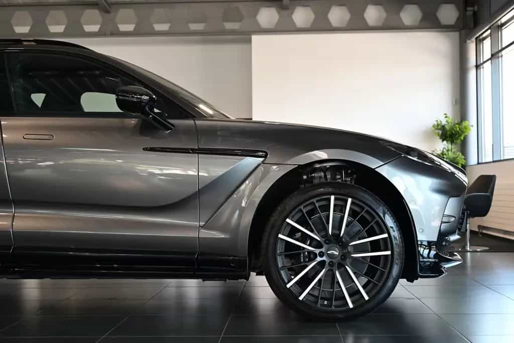 Aston Martin DBX 707/Magnetic Silver/Bowers&Wilkins/Garantie 06/2026-photo-10