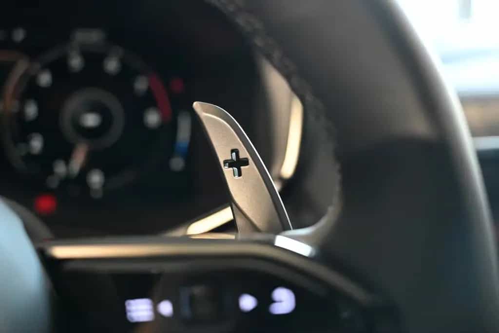 Aston Martin DBX 707/Magnetic Silver/Bowers&Wilkins/Garantie 06/2026-photo-37