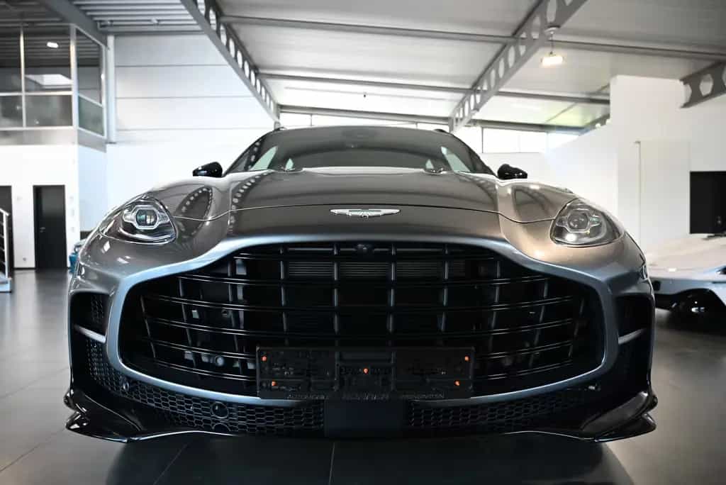 Aston Martin DBX 707/Magnetic Silver/Bowers&Wilkins/Garantie 06/2026-photo-4