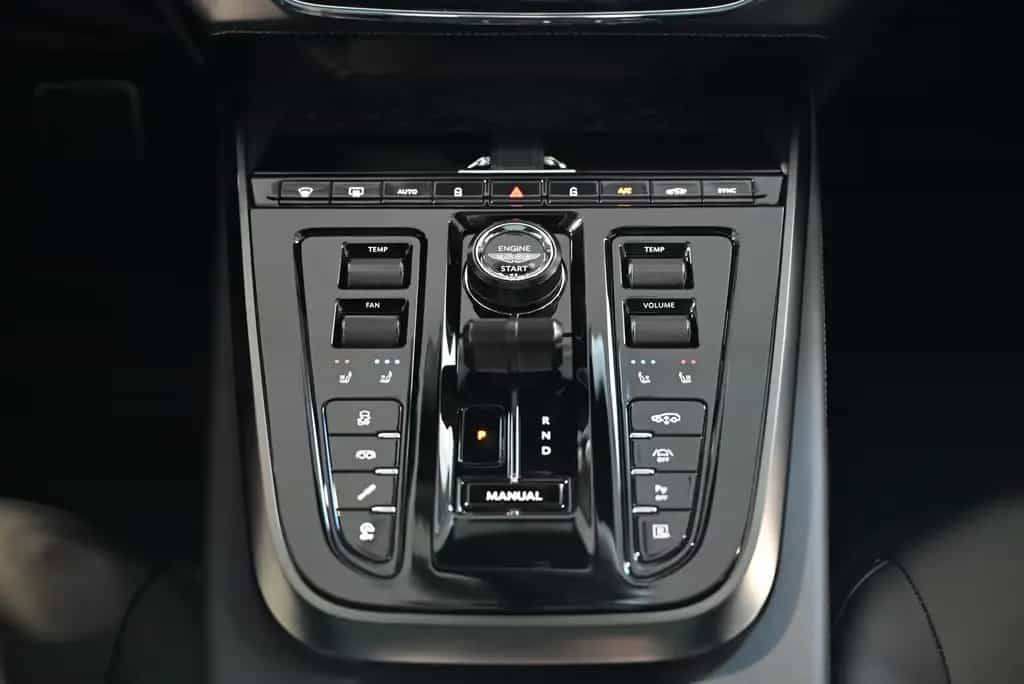 Aston Martin DBX 707/Magnetic Silver/Bowers&Wilkins/Garantie 06/2026-photo-43
