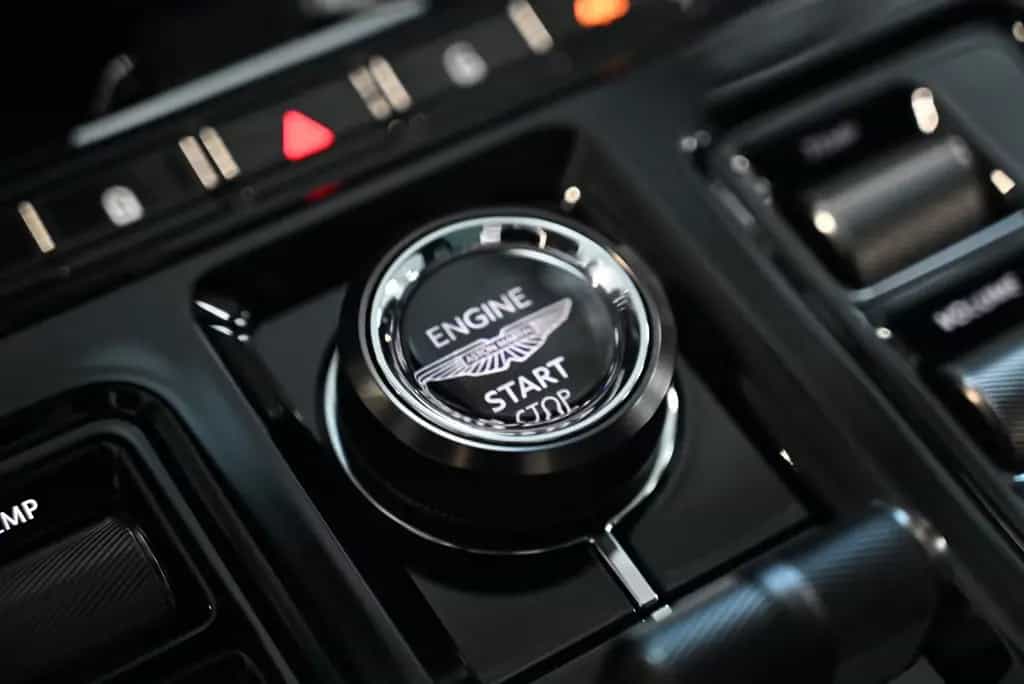 Aston Martin DBX 707/Magnetic Silver/Bowers&Wilkins/Garantie 06/2026-photo-44