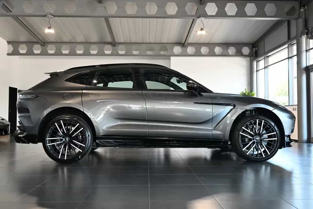 Aston Martin DBX 707/Magnetic Silver/Bowers&Wilkins/Garantie 06/2026-photo-8