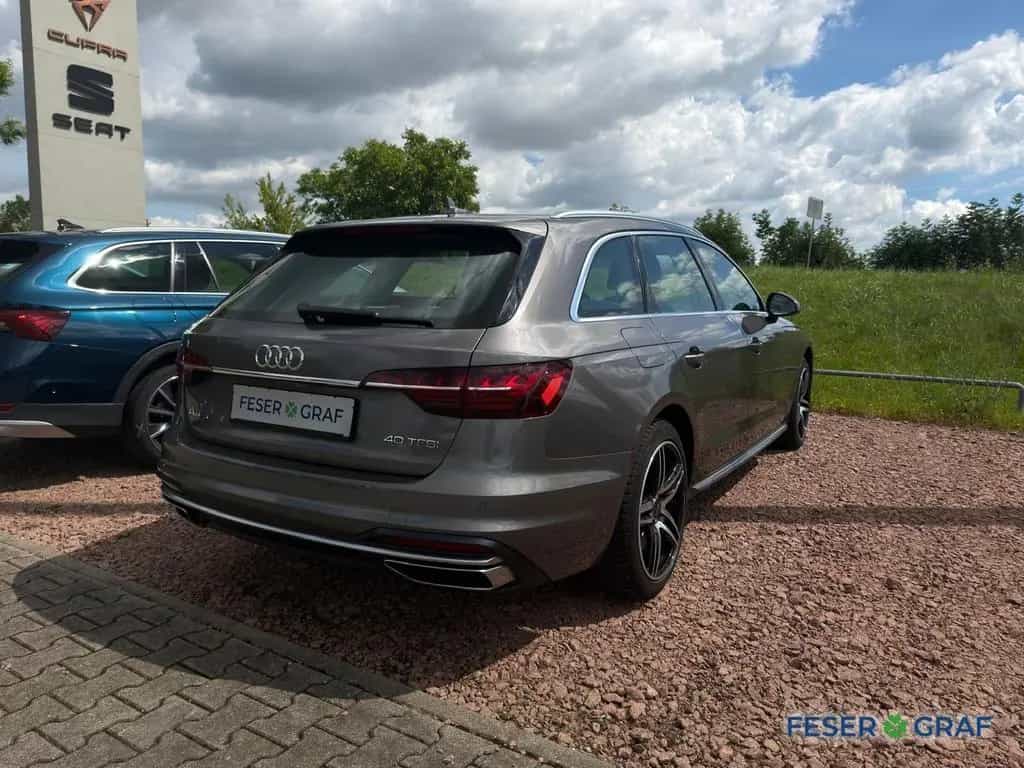 Audi A4 Avant 40 TFSI S-Tronic adv. LED/ACC/Massage 01/2020-photo-3