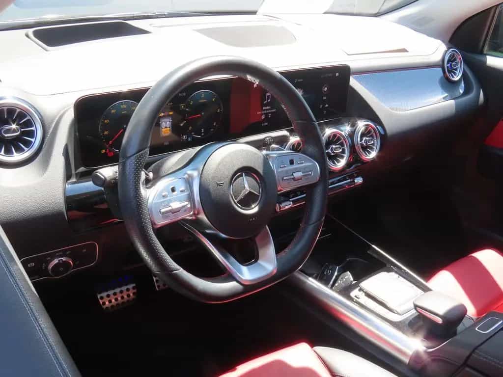 Mercedes-Benz GLA 220 d Autom. Memory Panorama 360° Standheiz. 06/2023-photo-17