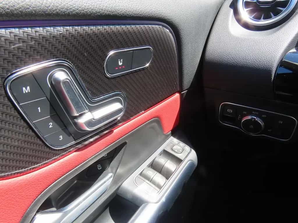 Mercedes-Benz GLA 220 d Autom. Memory Panorama 360° Standheiz. 06/2023-photo-20