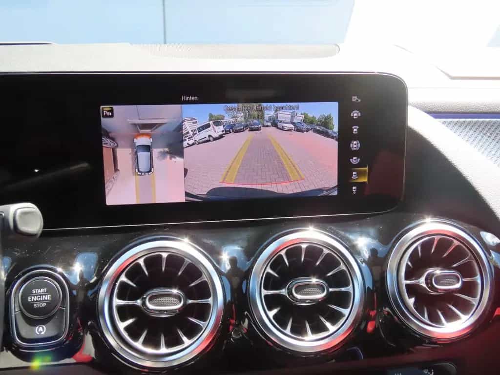 Mercedes-Benz GLA 220 d Autom. Memory Panorama 360° Standheiz. 06/2023-photo-26
