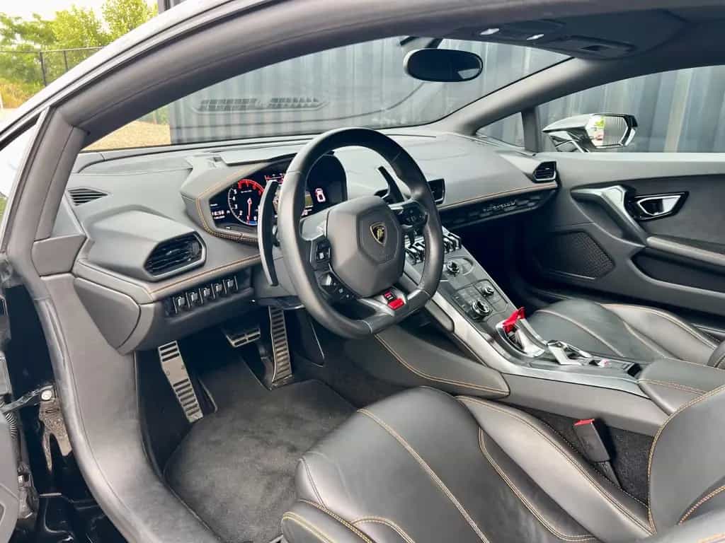 Lamborghini Huracán LP610-4 Coupé 02/2015-photo-2