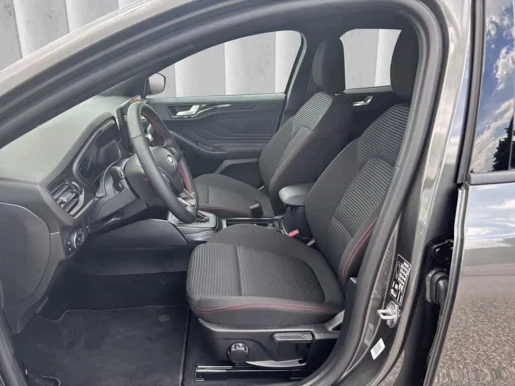 Ford Focus ST-Line Turnier Aut.*ACC*KAM*NAVI*LED*WINT 09/2025-photo-9