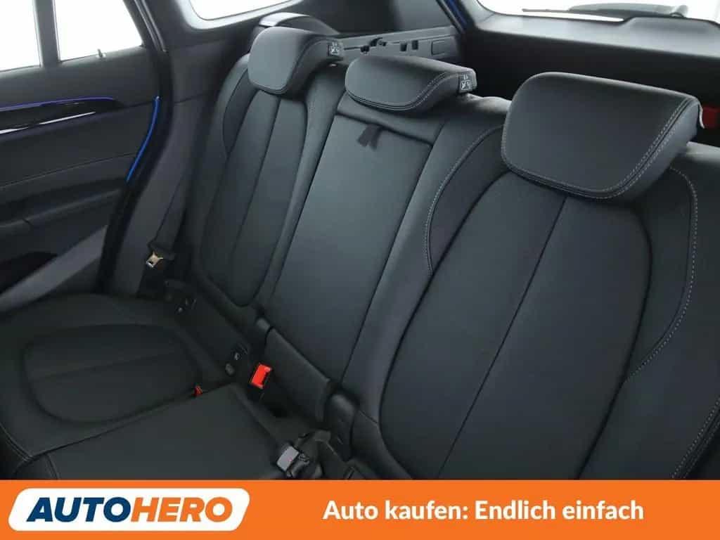 BMW X1 xDrive 25i M Sport Aut.*NAV*HUD*ACC*CAM*PDC* 07/2020-photo-13