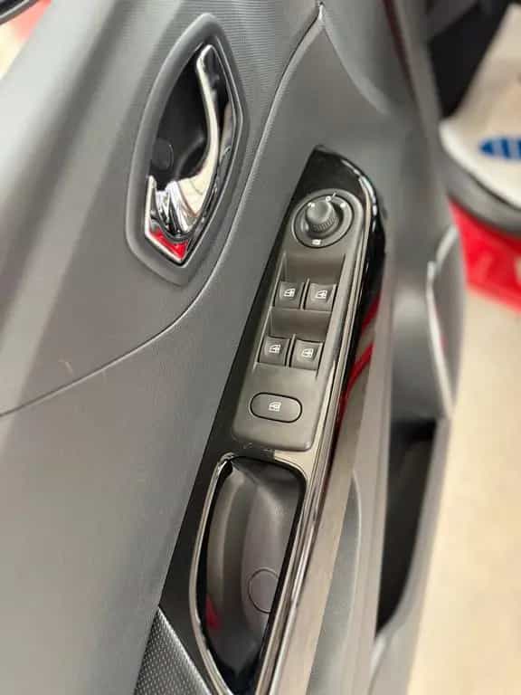Renault Captur Helly Hansen AUTOMAITK 05/2015-photo-9
