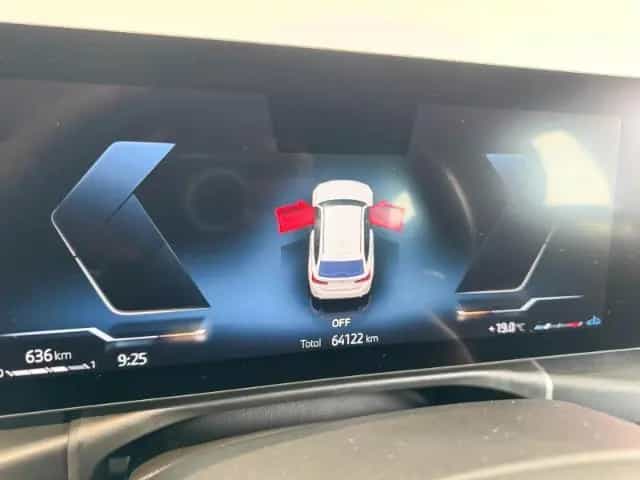 BMW 318 i Touring SHZ+Widescreen+Navi+Klimaautom 01/2023-photo-10