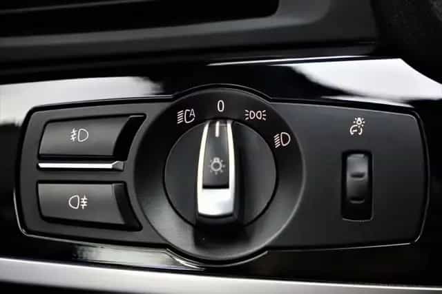 BMW X4 xDrive 20iA 184PS M-Paket R-Cam Xenon Navi 01/2017-photo-22