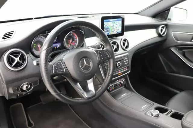Mercedes-Benz CLA 250 211PS 7G Shooting Brake Memory Leder 06/2015-photo-17