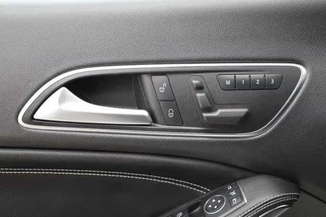 Mercedes-Benz CLA 250 211PS 7G Shooting Brake Memory Leder 06/2015-photo-20