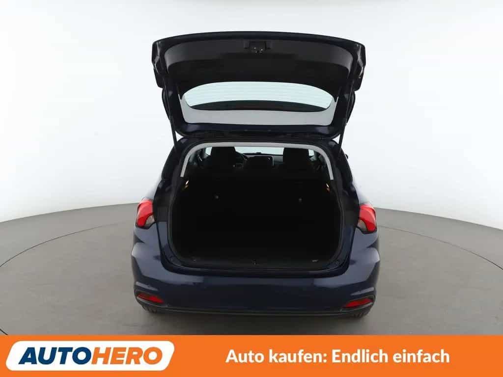Fiat Tipo 1.4 Turbo Lounge *NAVI*TEMPO*CAM*PDC*SHZ* 04/2017-photo-16