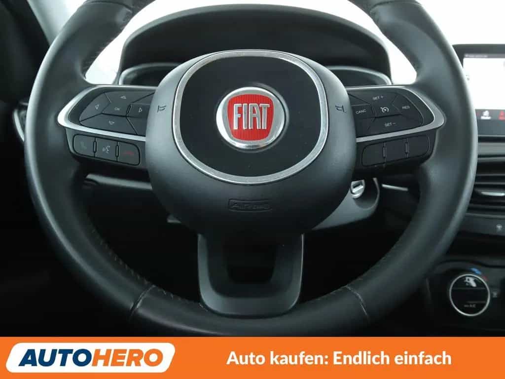 Fiat Tipo 1.4 Turbo Lounge *NAVI*TEMPO*CAM*PDC*SHZ* 04/2017-photo-18