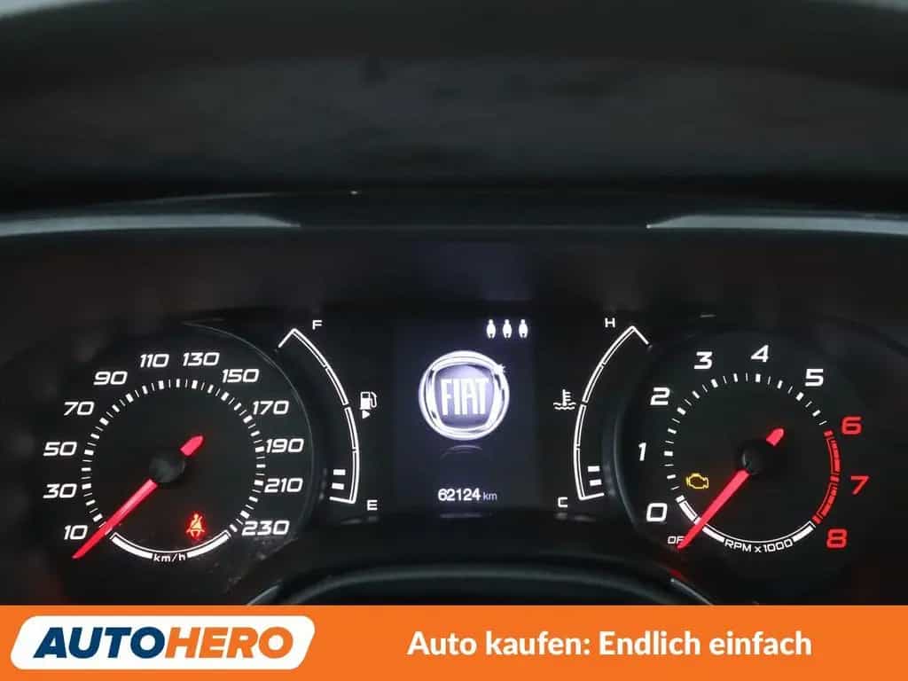 Fiat Tipo 1.4 Turbo Lounge *NAVI*TEMPO*CAM*PDC*SHZ* 04/2017-photo-19